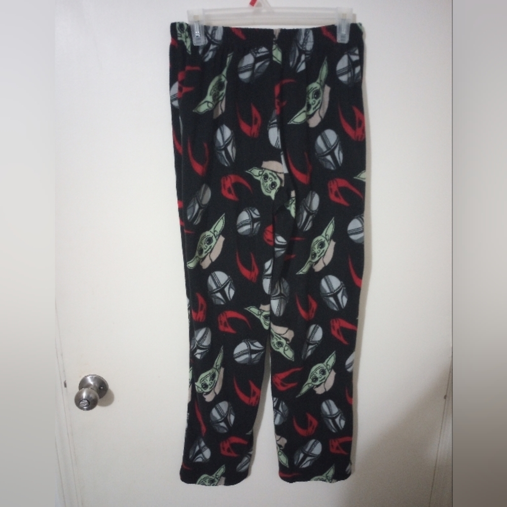 Star wars sleeping pants men's size medium black with Yoda